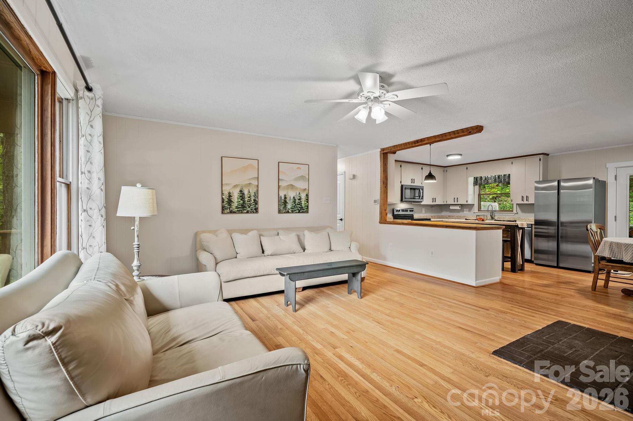 3048 Pine Cove Road