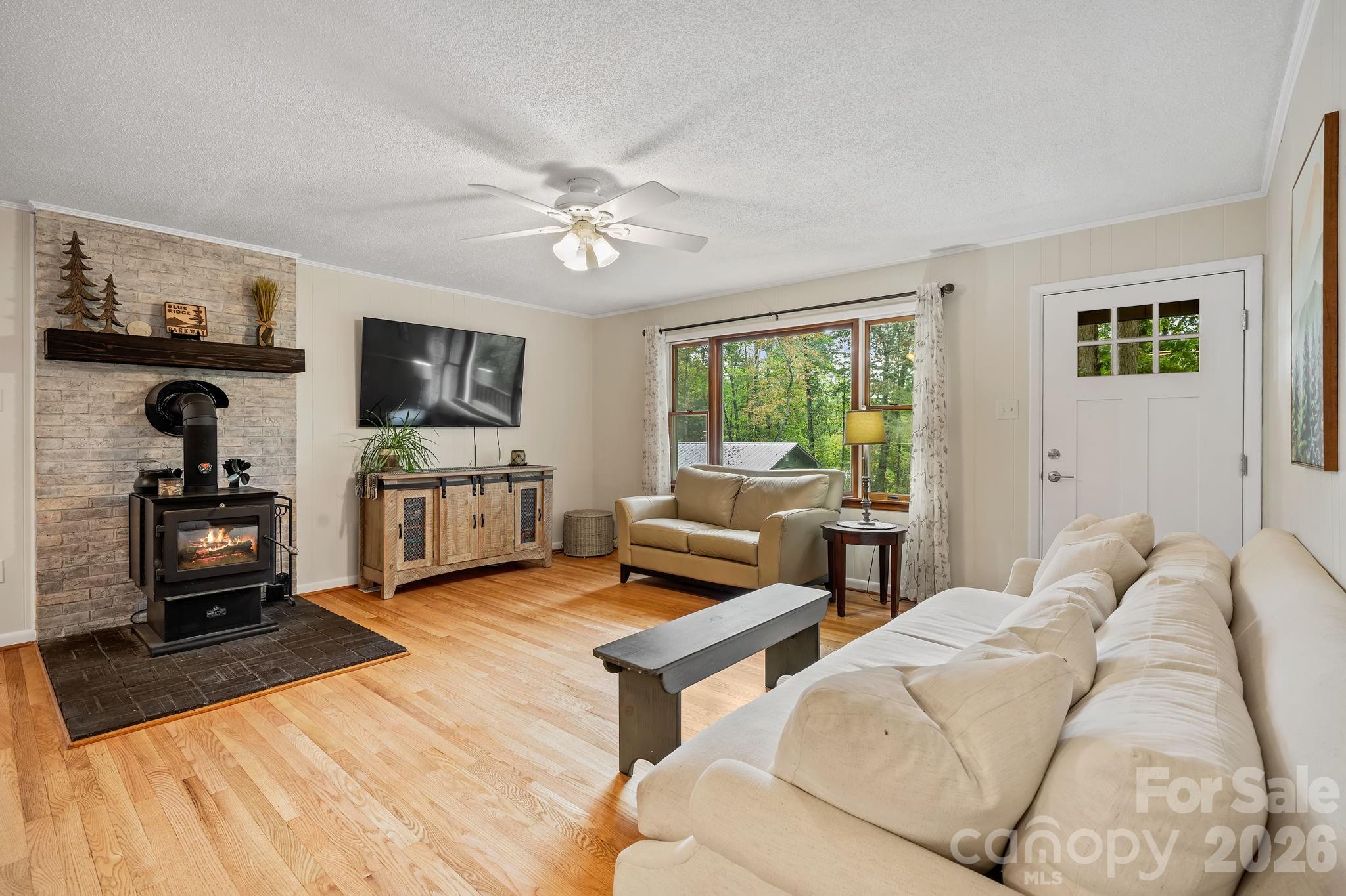 3048 Pine Cove Road