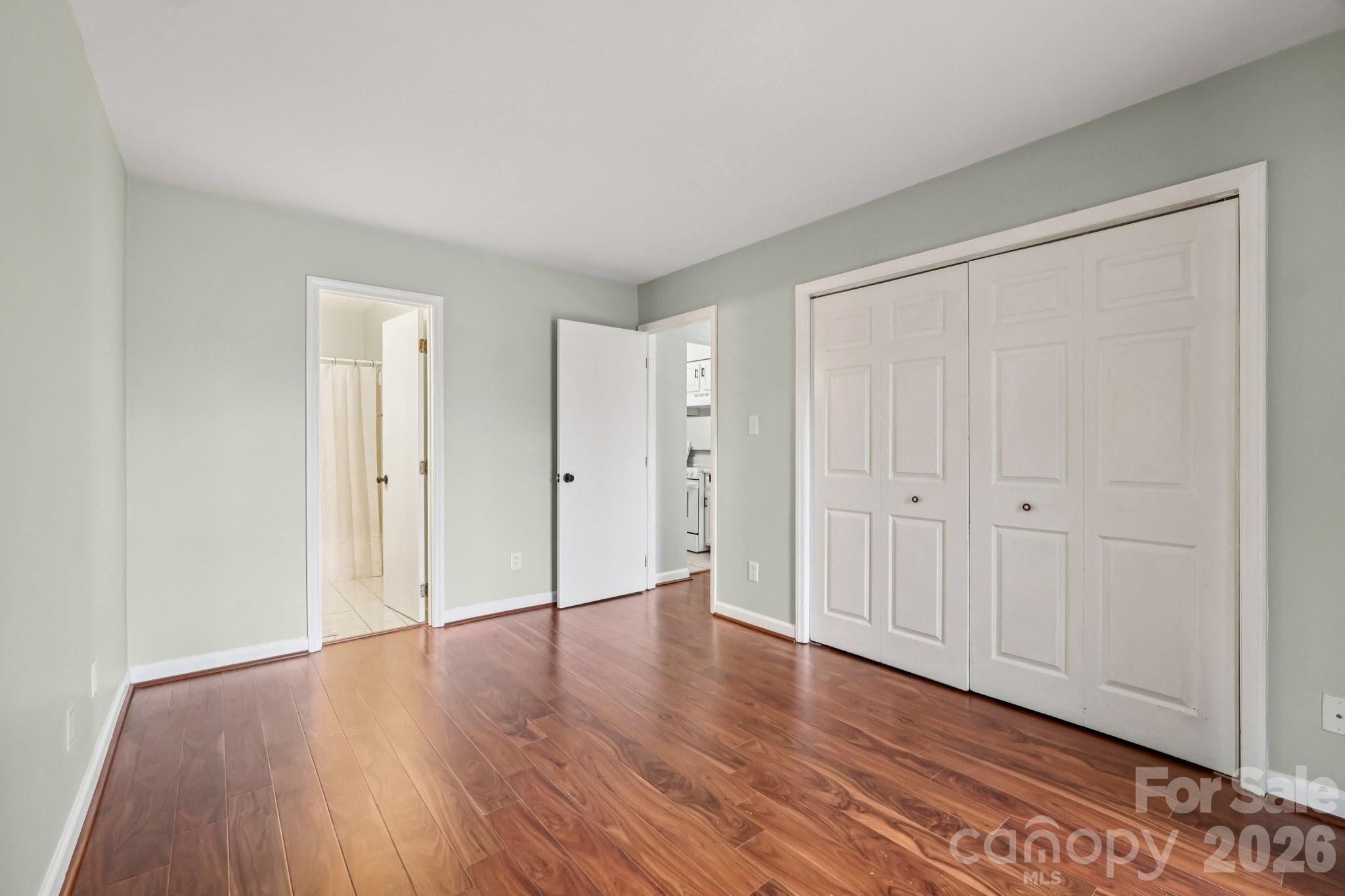 Sharon Place - Residential