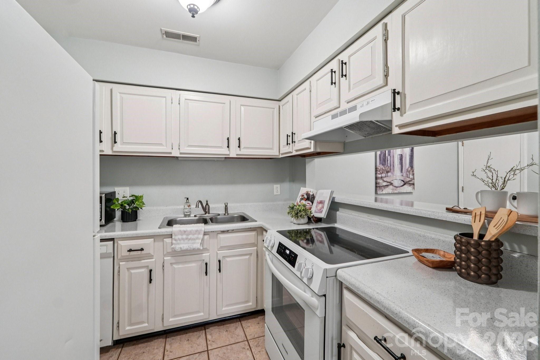 Sharon Place - Residential