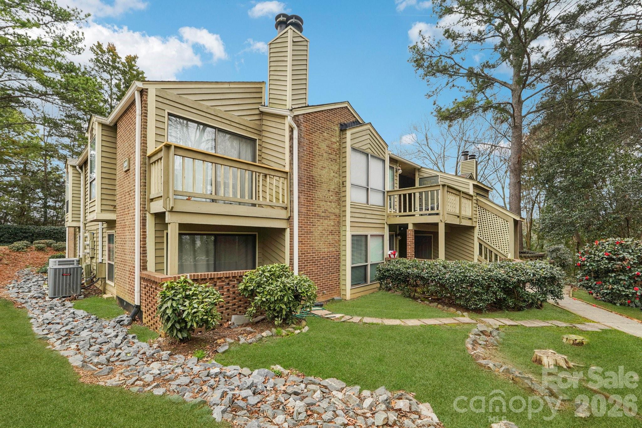 Sharon Place - Residential