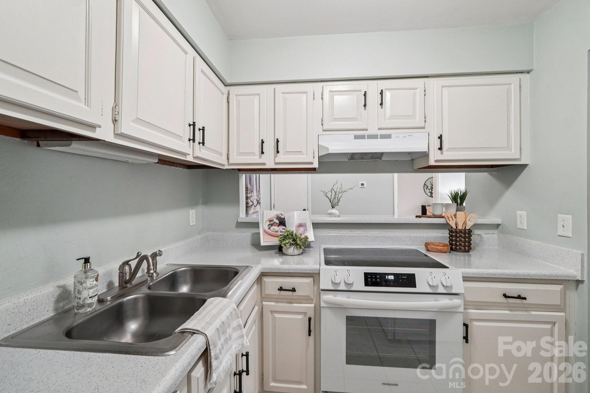 Sharon Place - Residential