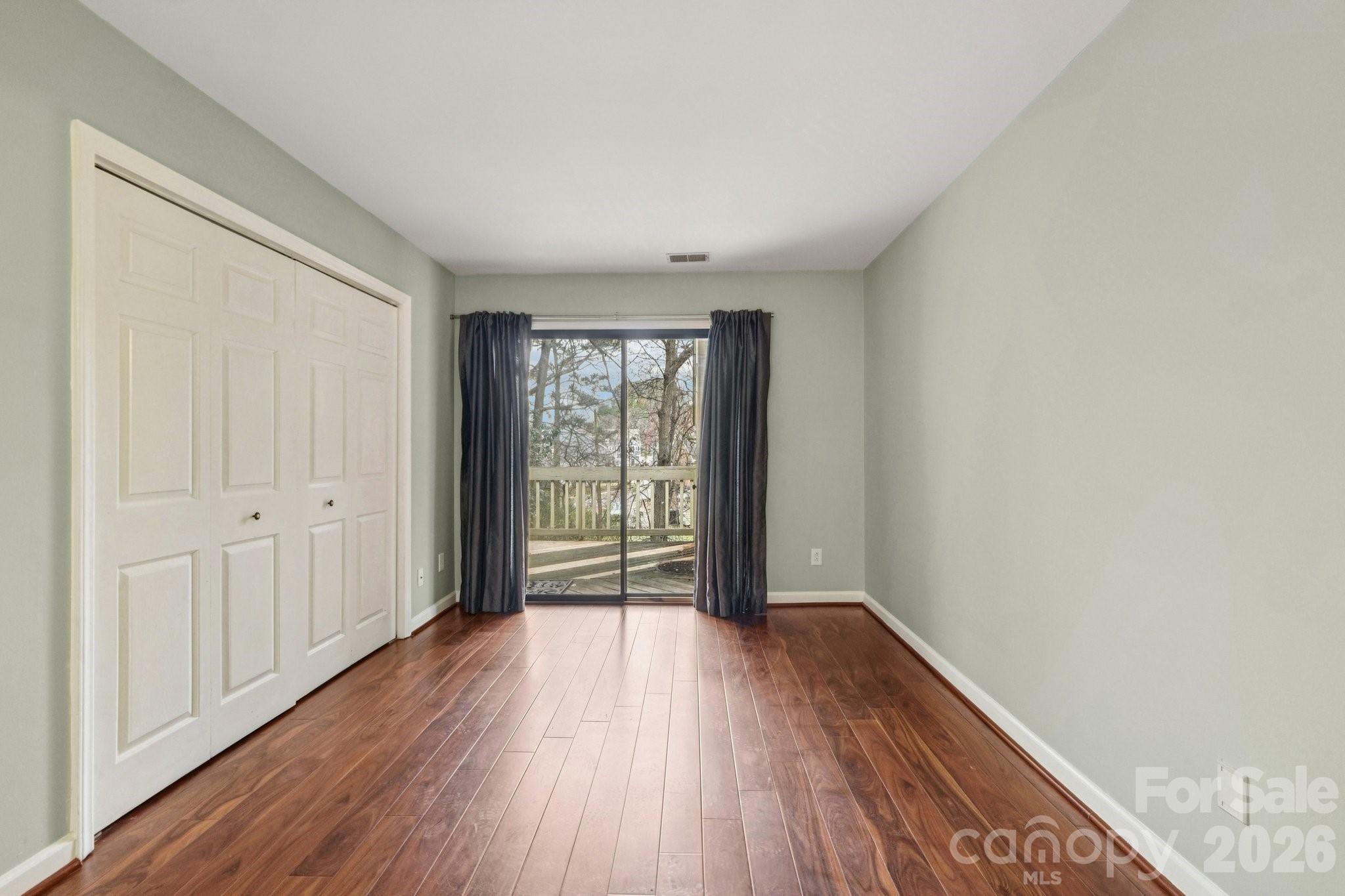 Sharon Place - Residential