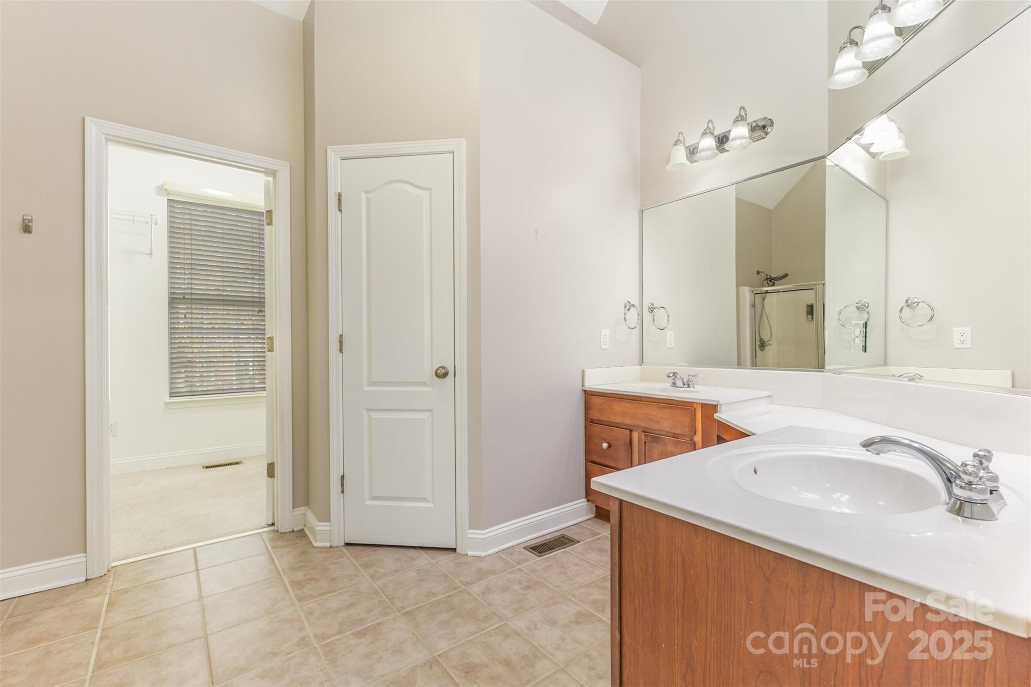 Forest Lakes - Residential