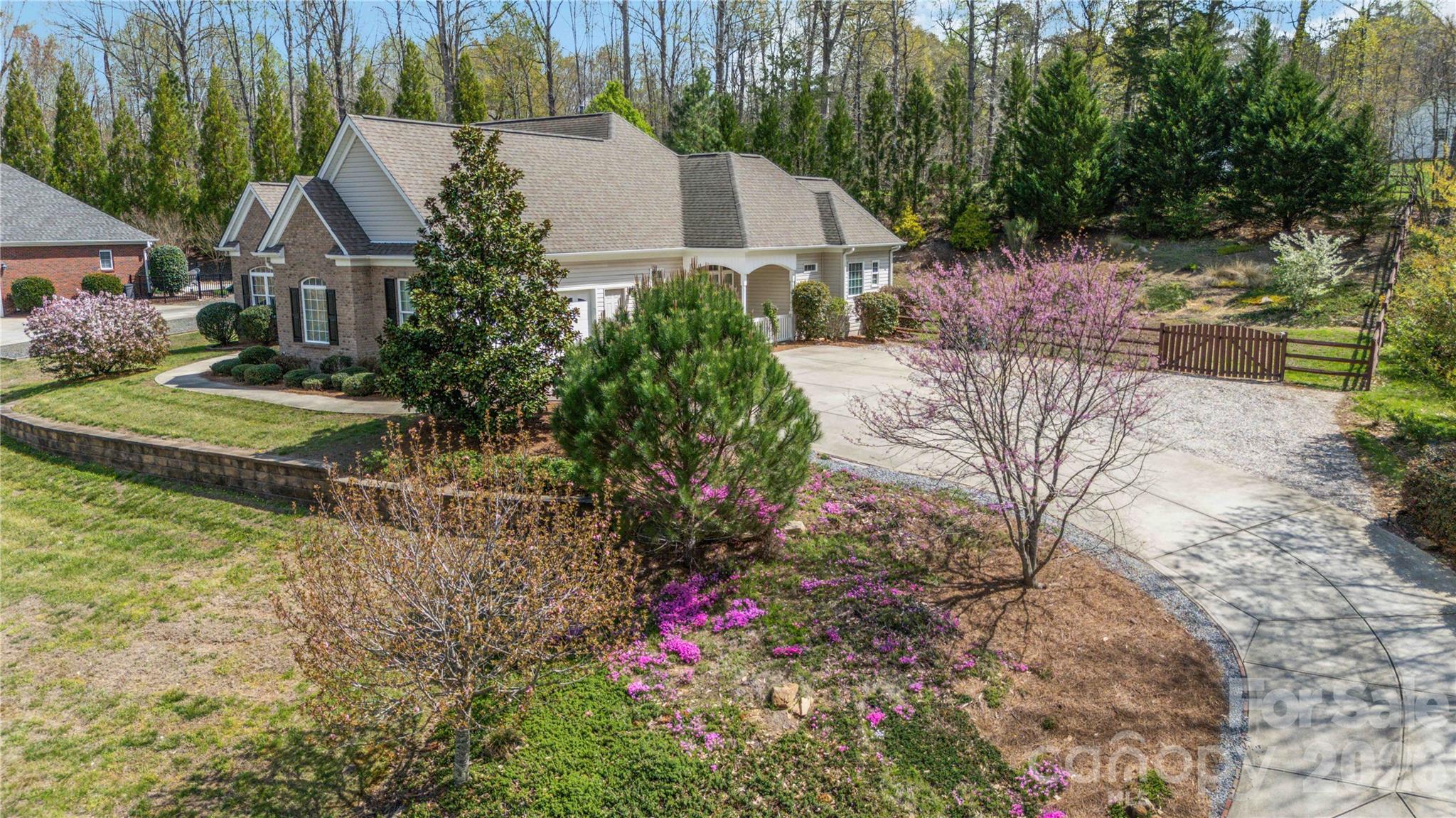 Clarendon Estates - Residential