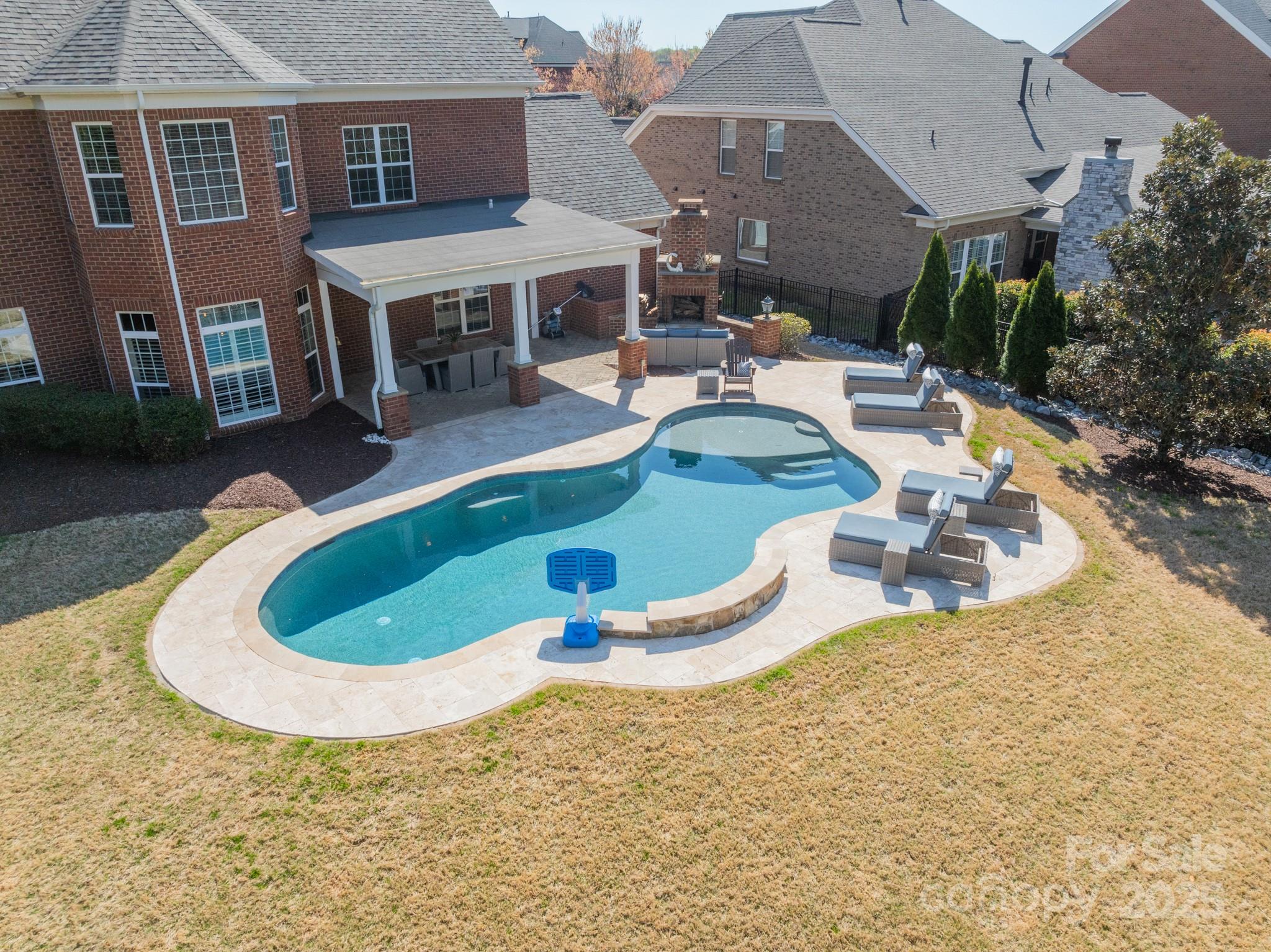 2616 Creek Manor Drive