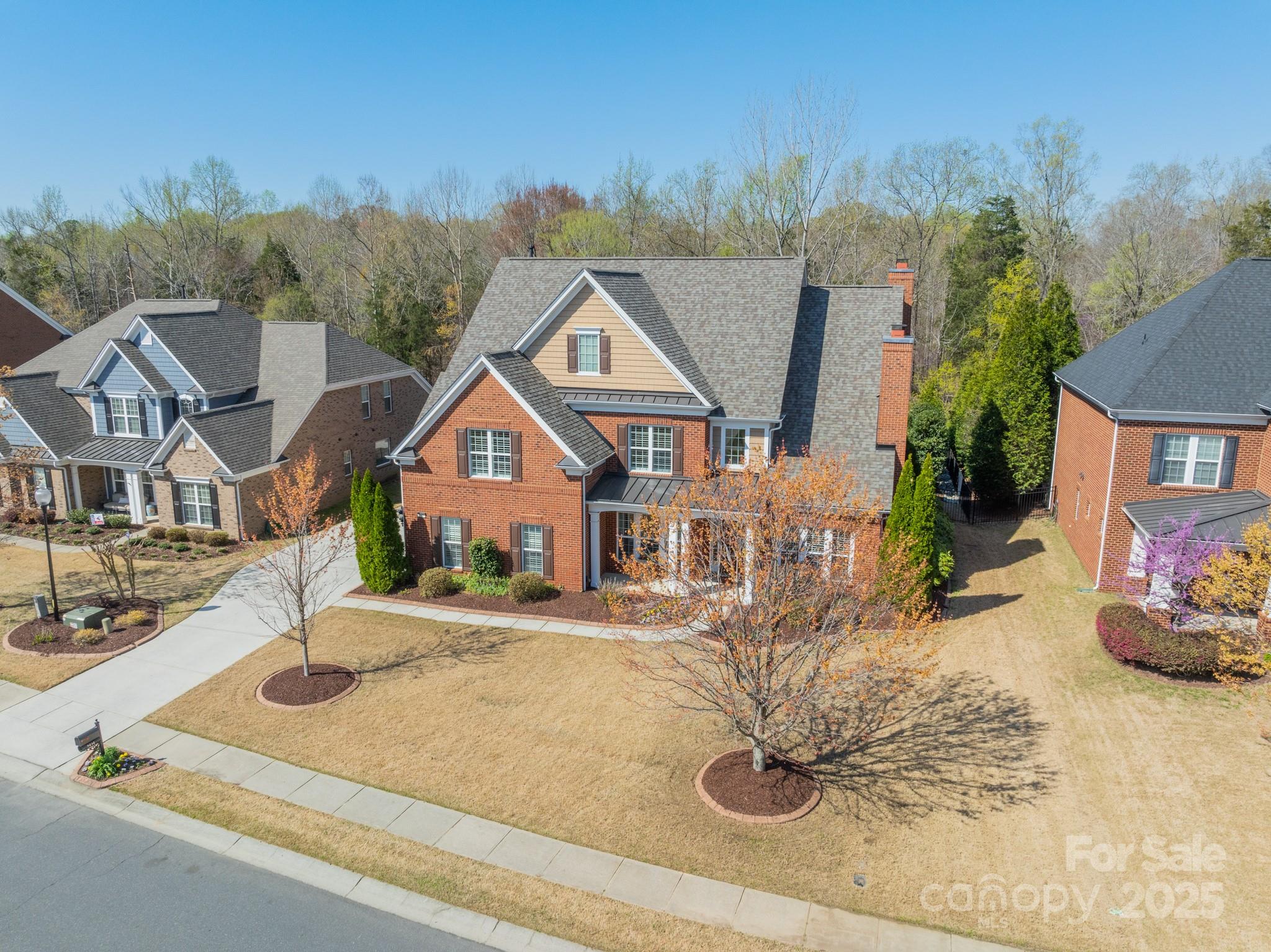 2616 Creek Manor Drive