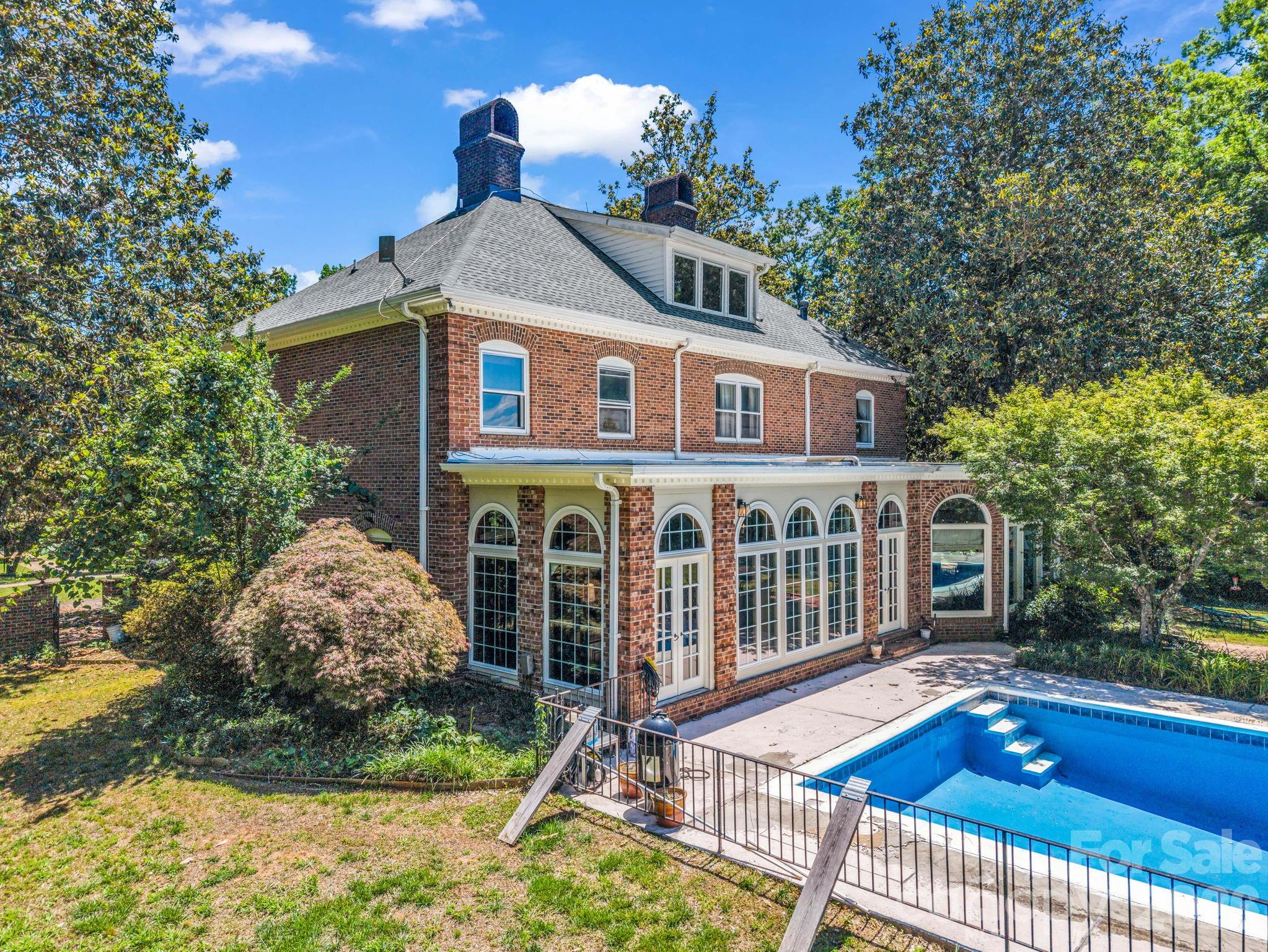 590 Miller Road