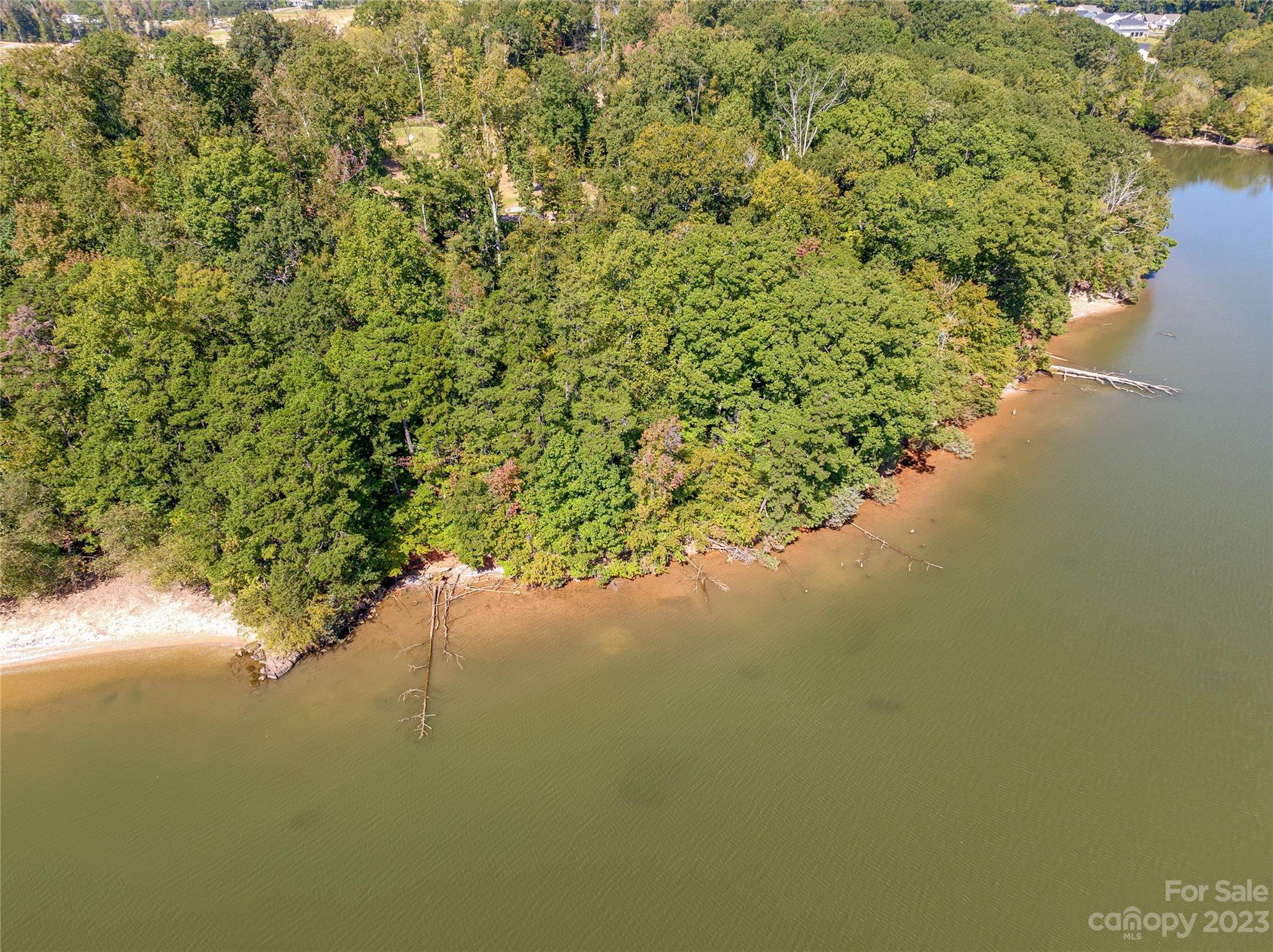 McLean - South Shore - Land