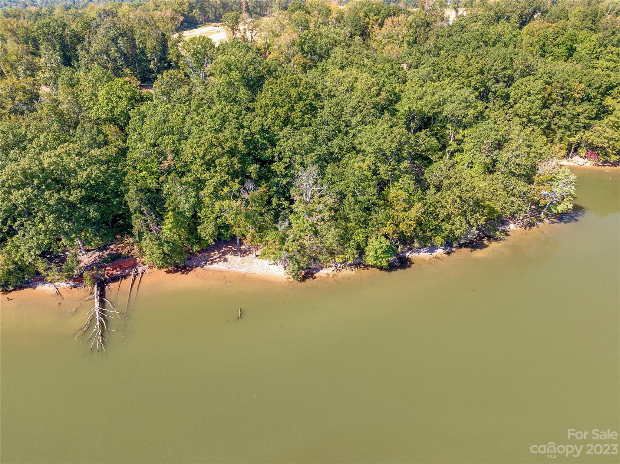 McLean - South Shore - Land