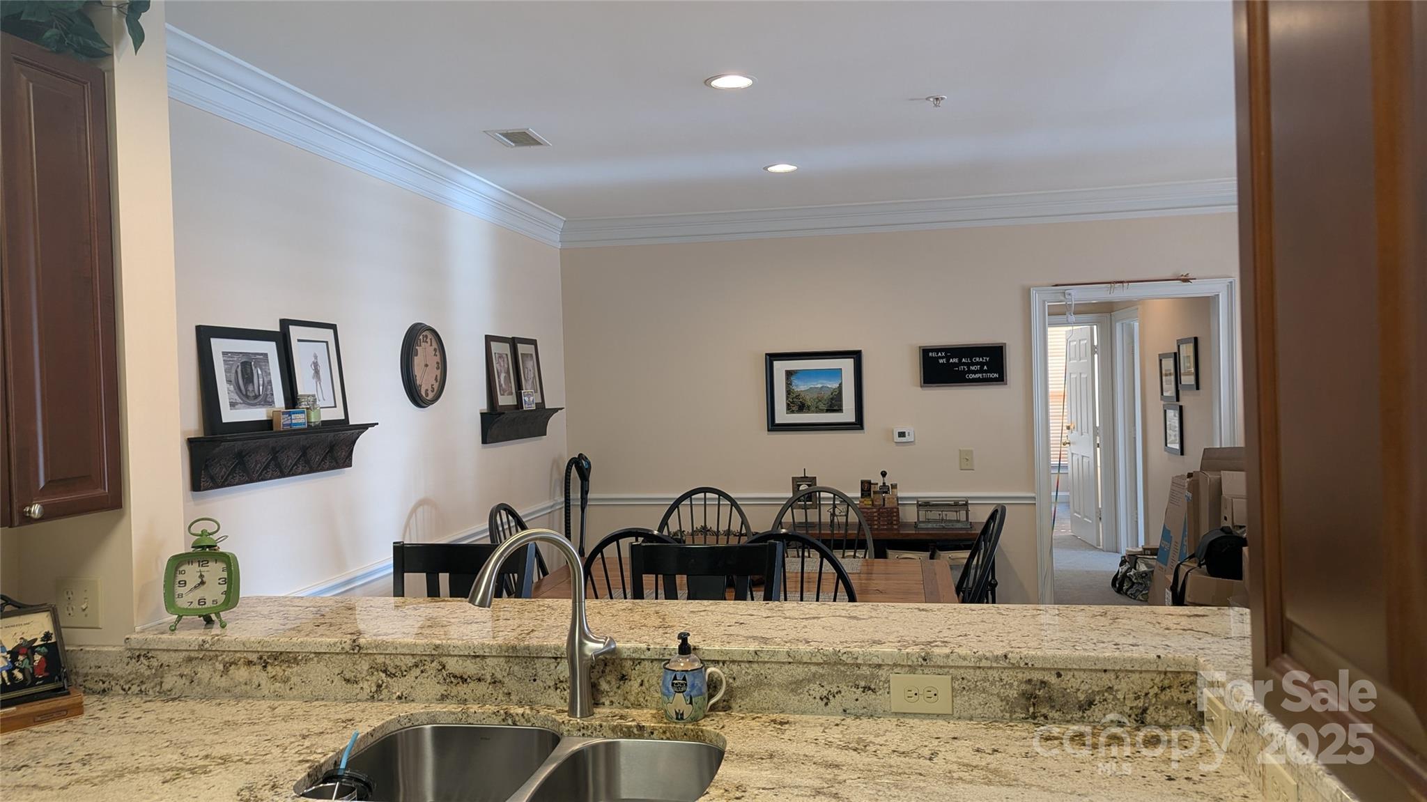 The Mountain Condominium - Residential