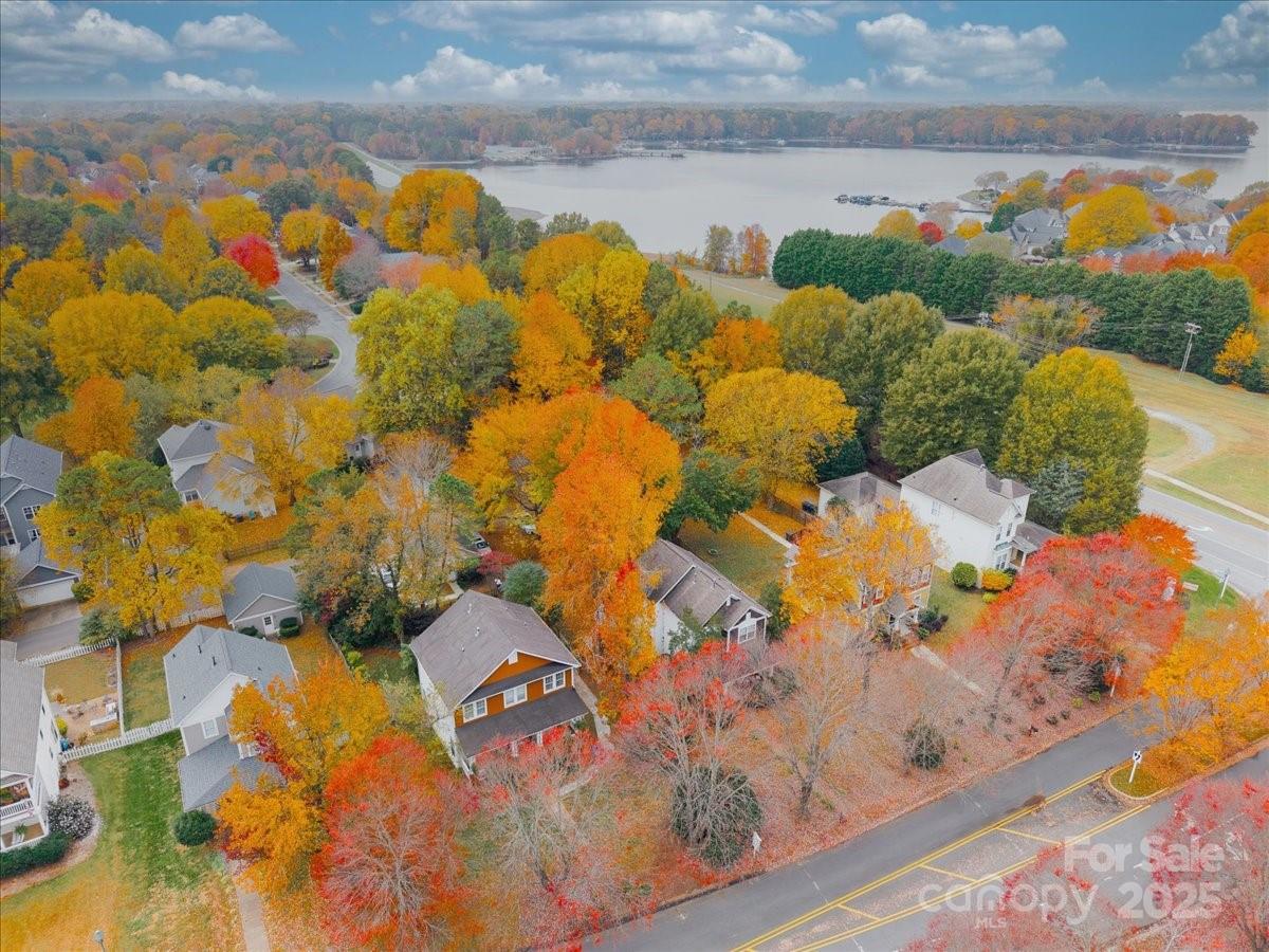 15116 Norman View Lane