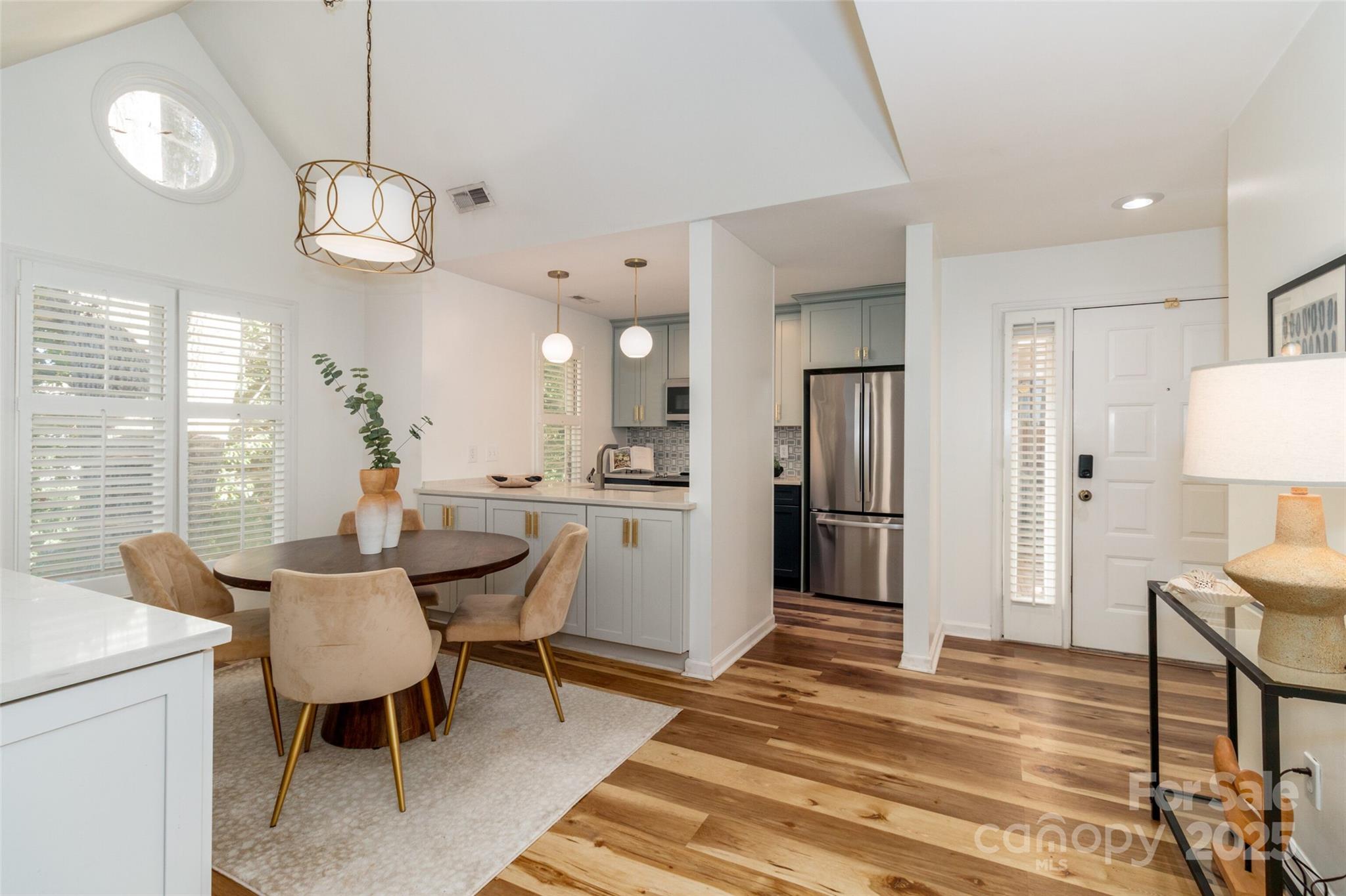318 Queens Road 9