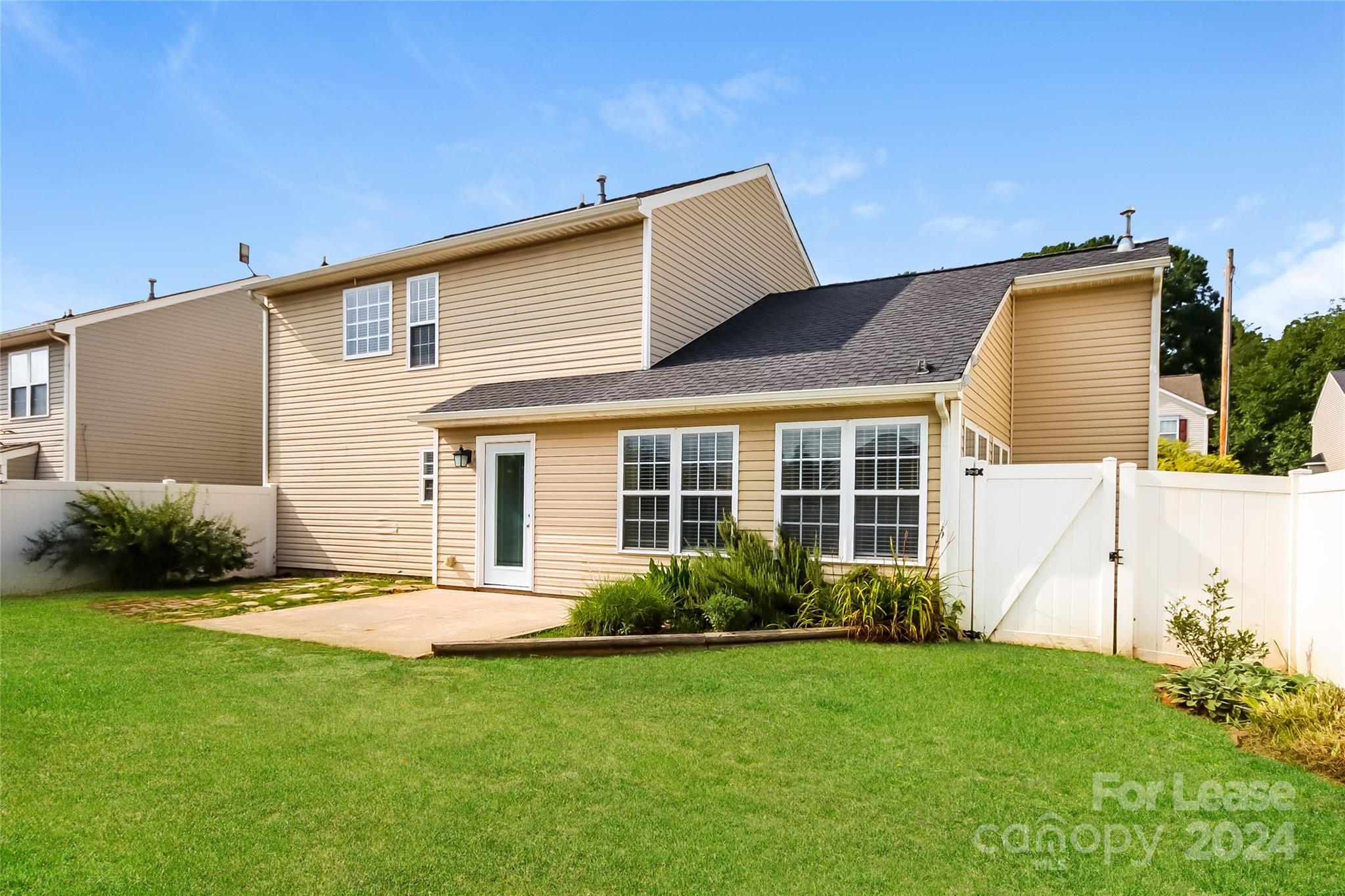 Taras Trace - Residential Lease