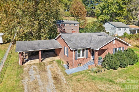 Photo of 81 Clement Street, Waynesville, NC 28786 (MLS # 4438227)