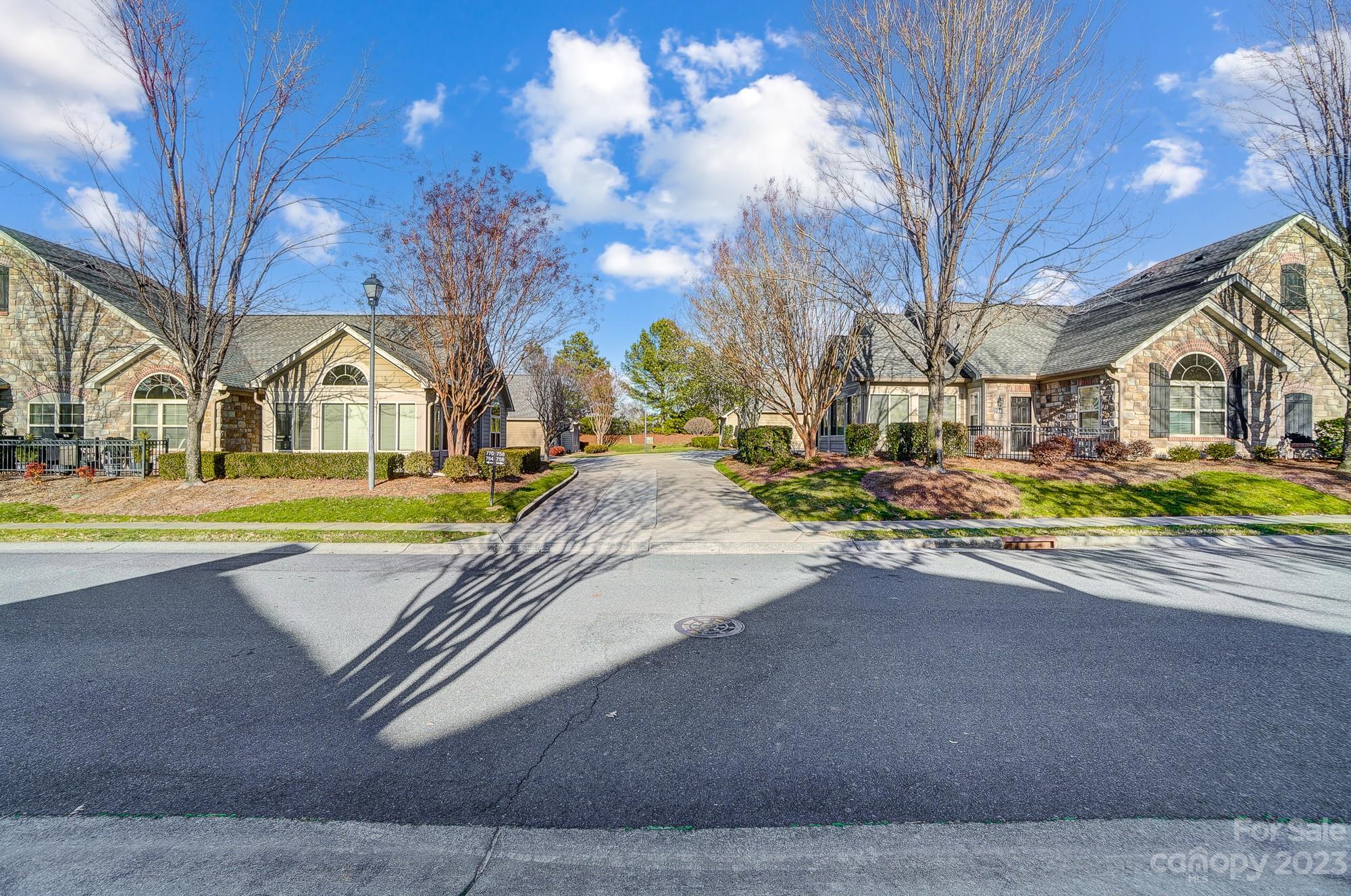 Stonecrest Villas of Tega Cay - Residential