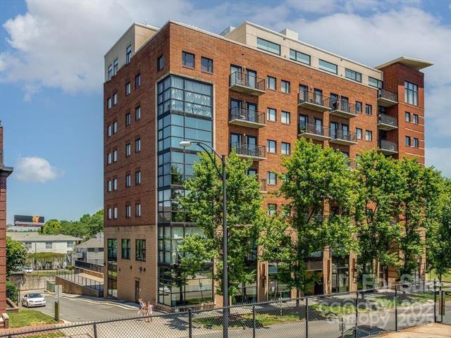 715 North Church Street - Residential Lease