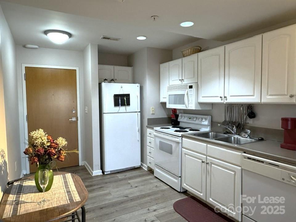 715 N Church Street 414