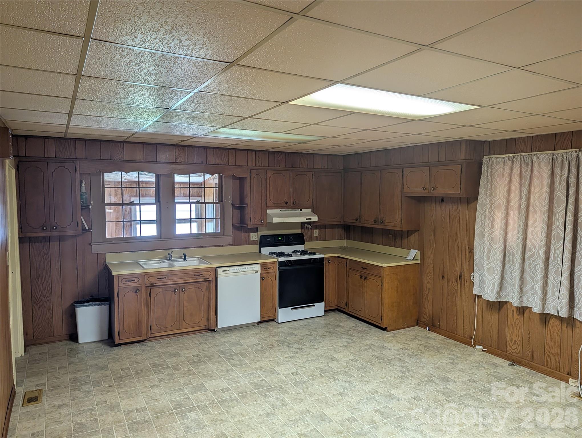 303 2nd Street