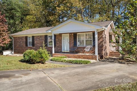 607 Blythe Street Shelby NC 28152