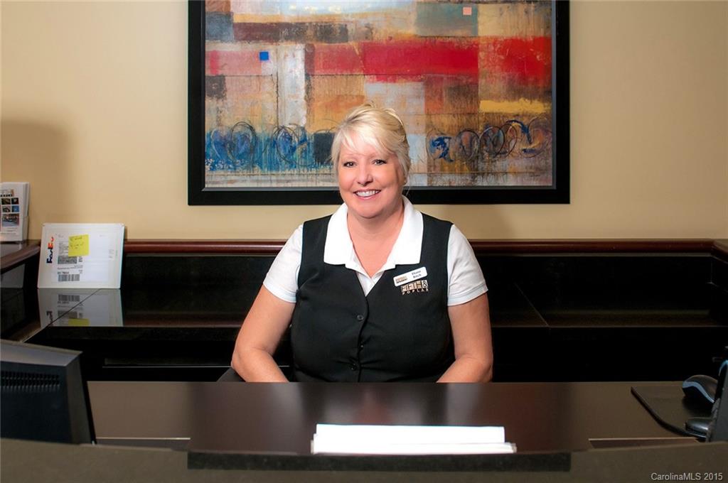 Fifth and Poplar - Residential Lease