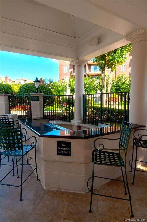 Fifth and Poplar - Residential Lease