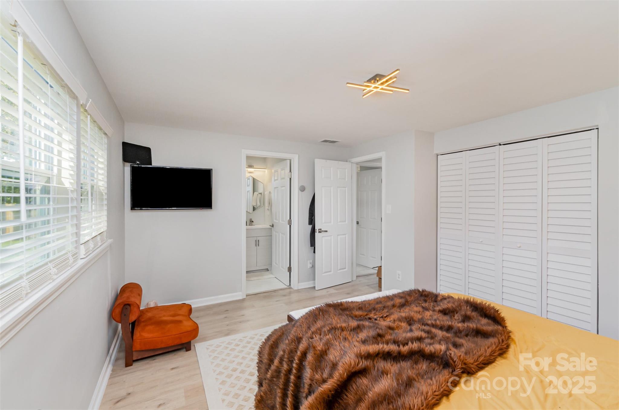 Hickory Ridge - Residential