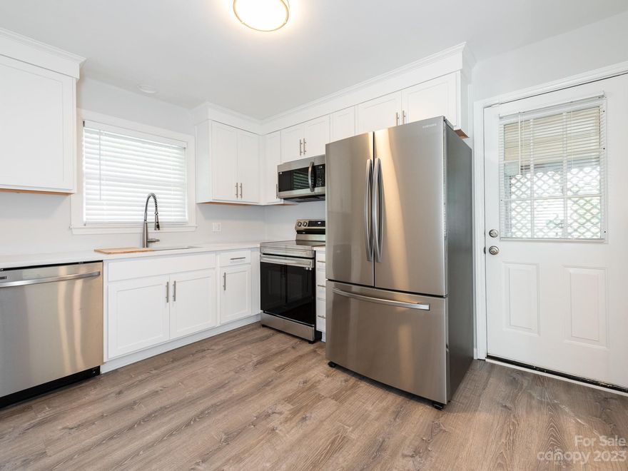 Welcome Home, this 3 bedroom charmer has been renovated top to bottom. This amazing home is ready for you to make this your home! NEW kitchen cabinets, ALL NEW kitchen stainless steel appliances, ALL NEW LVP throughout the entire home. The bathroom has been fully renovated, and everything is BRAND NEW!!! Minutes away from Uptown, Midwood and the new Eastland project this home is perfectly located to shopping and more.