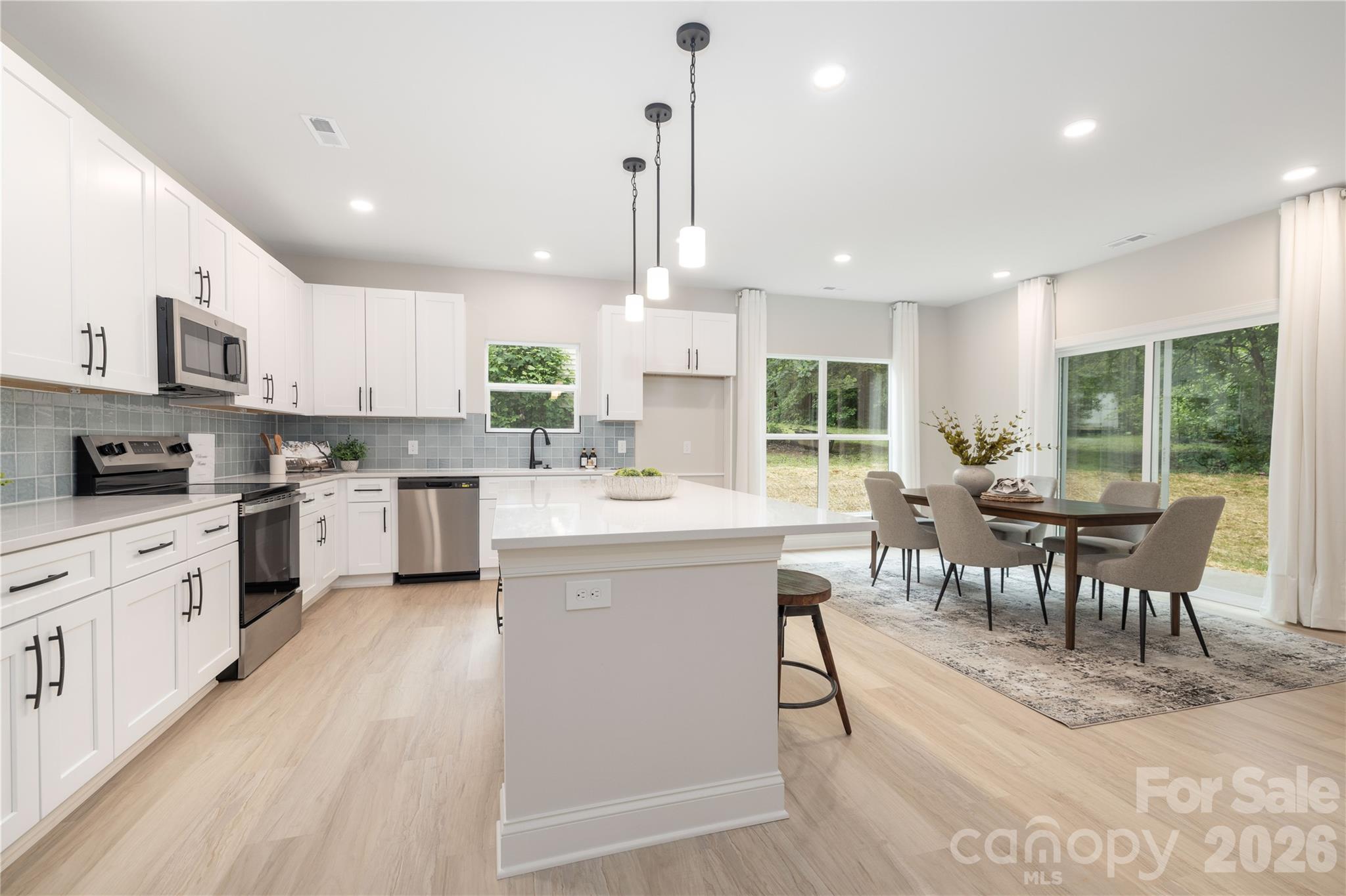 Casa Linda Estates - Residential