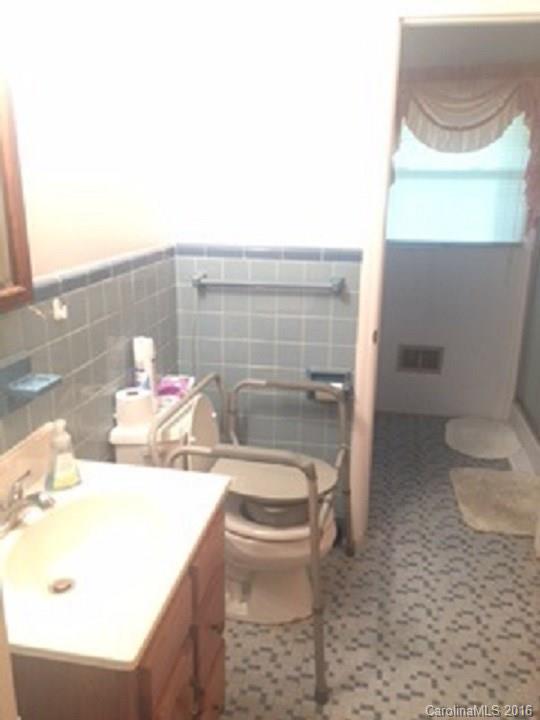 Stonewall Jackson Park - Residential