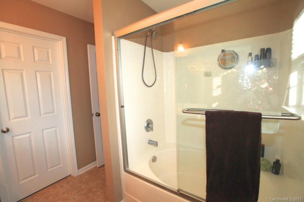 Carolina Crossing - Residential Lease