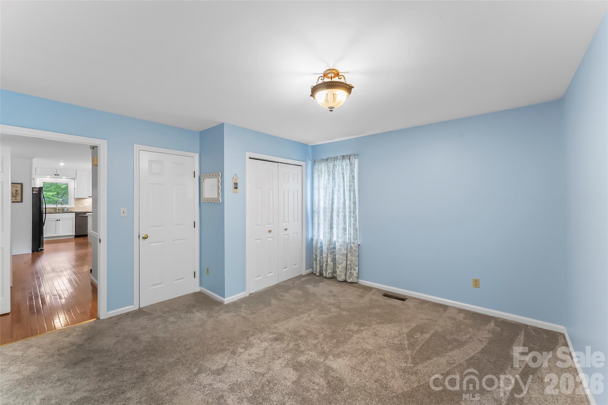 Forest Hills - Residential