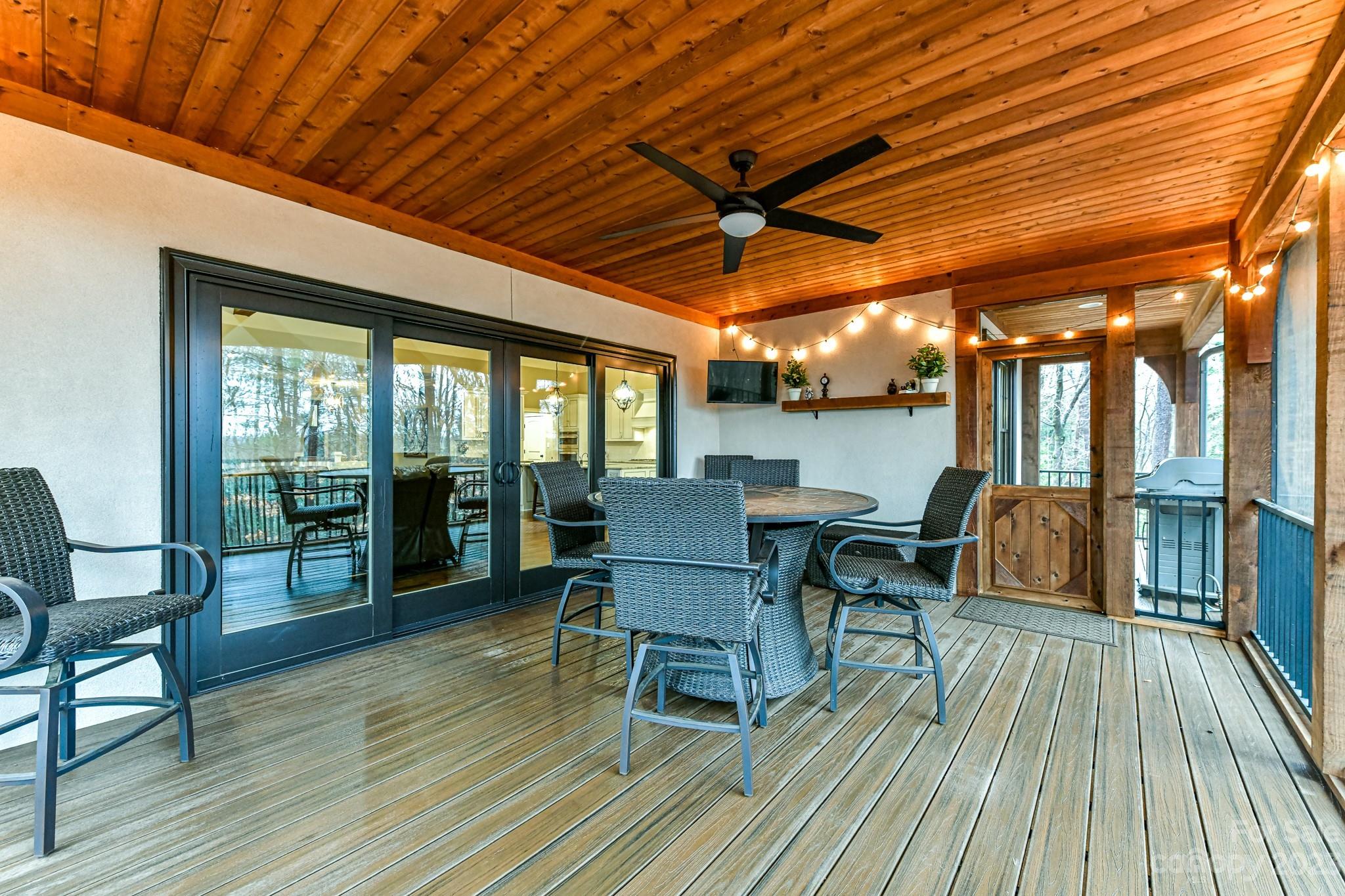 Reflection Pointe - Residential