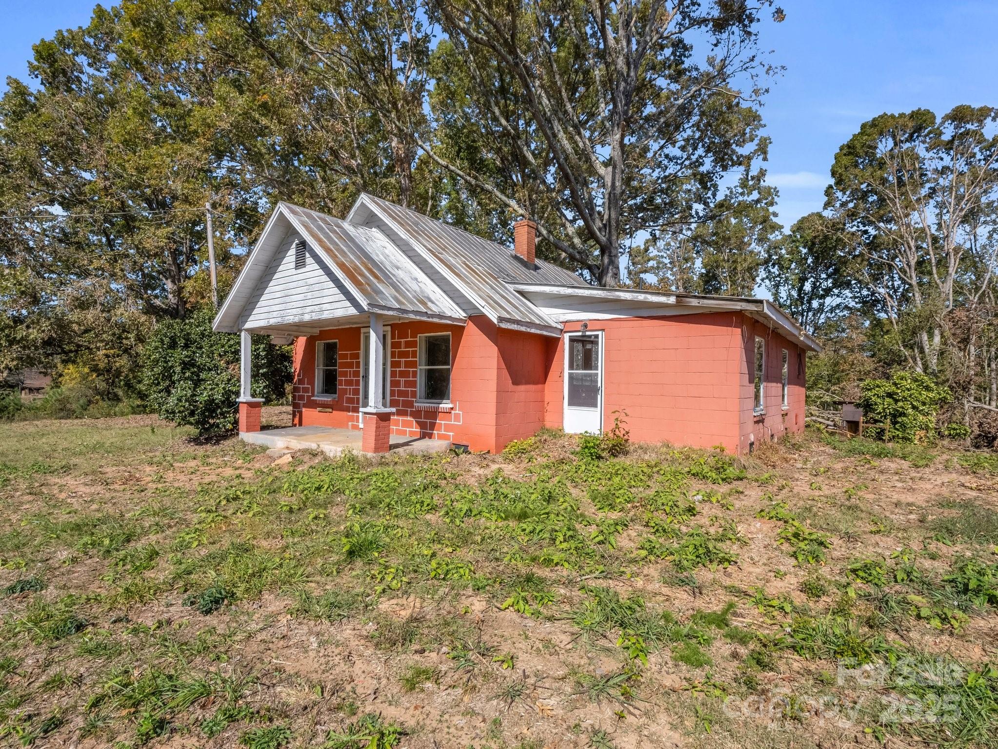 6271 NC Hwy 108 Highway E