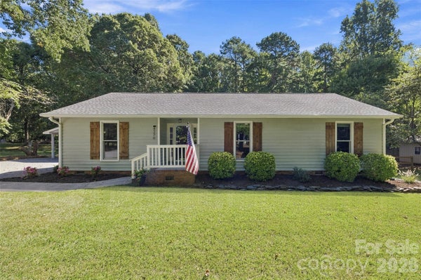 4376 GENTRY LN, YORK, SC 29745 - Image 09aa3ebf551c476a6d8b4a0efc085cfa/564144061