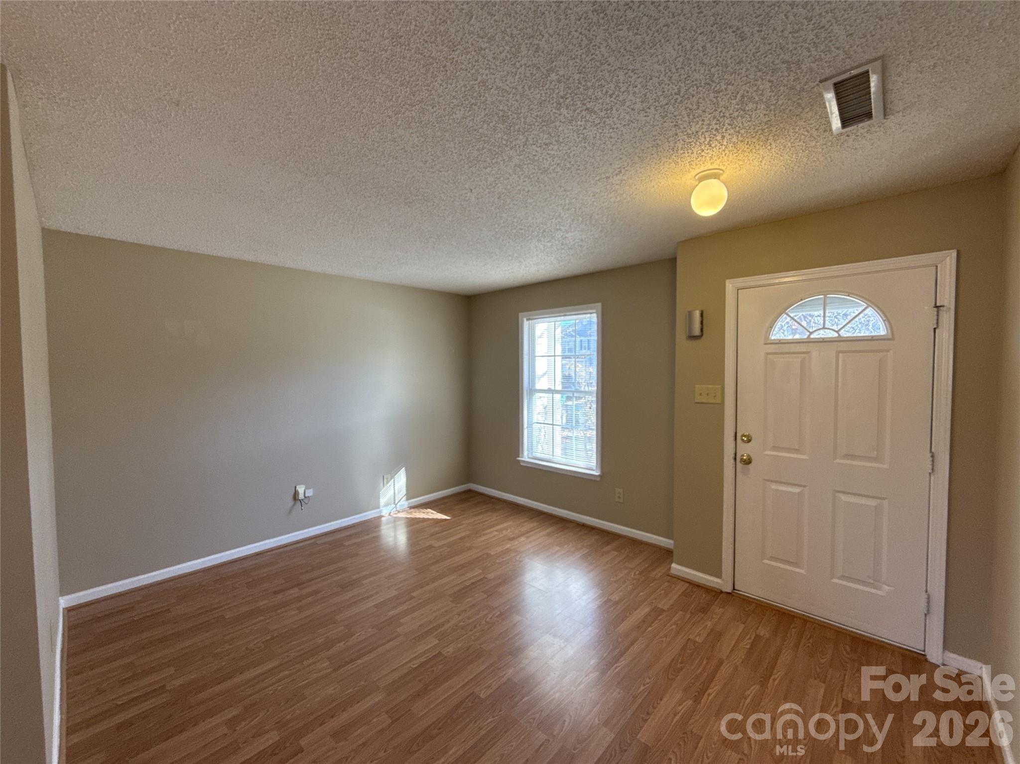 2043 Dunsmore Lane