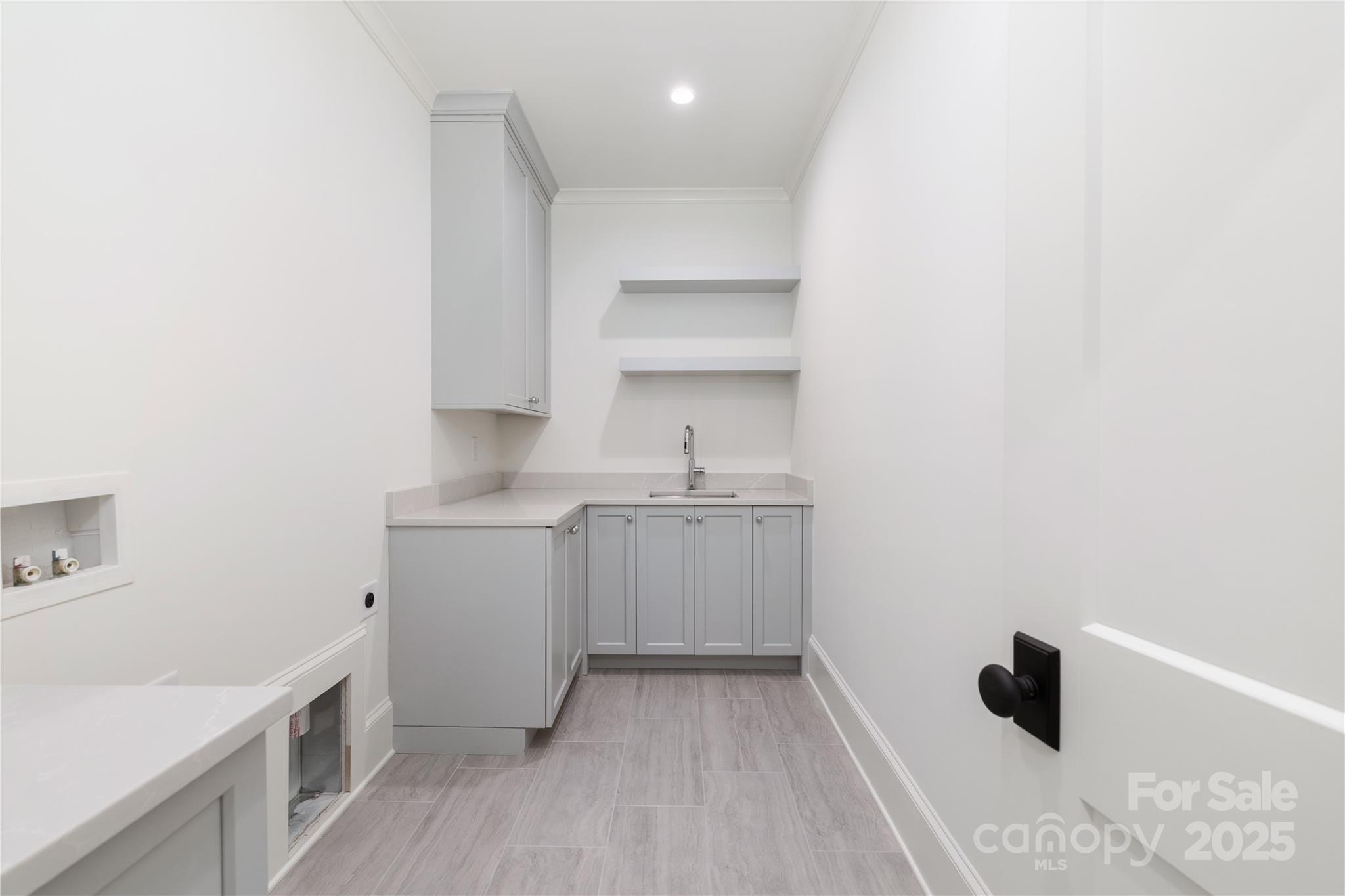 Elizabeth - Residential