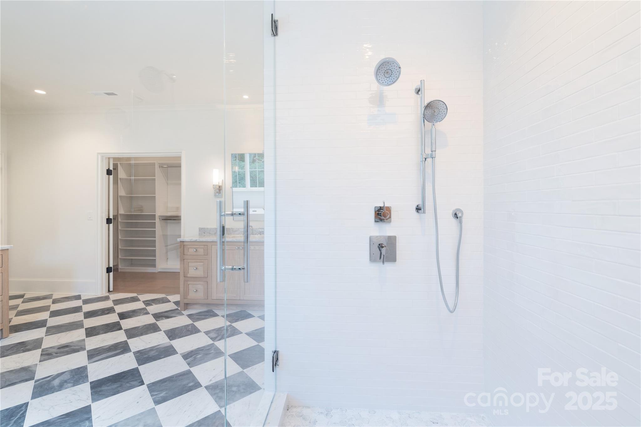 Elizabeth - Residential