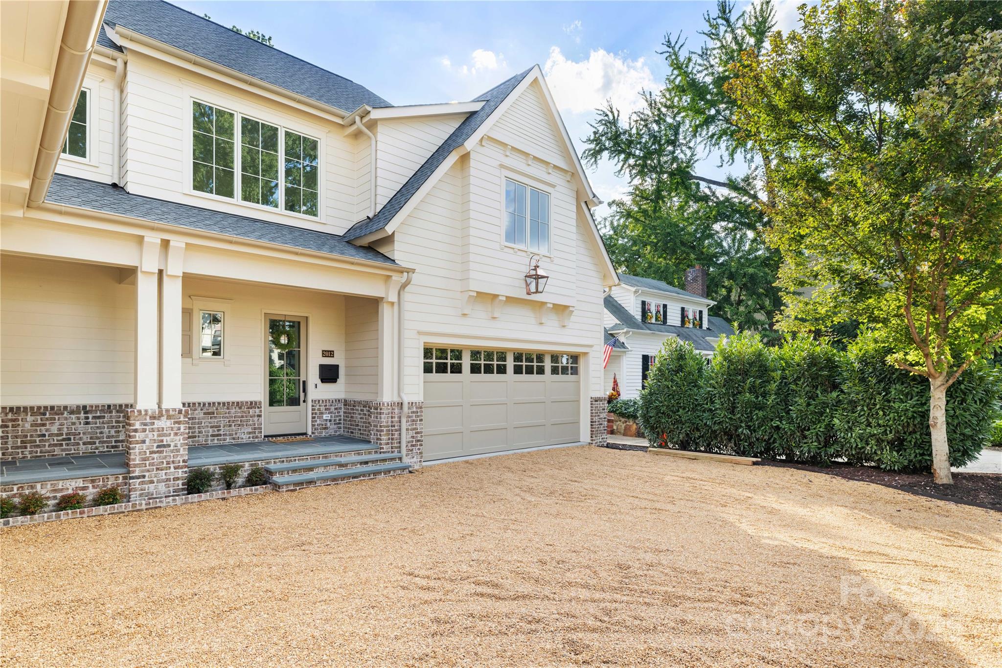 2012 Greenway Avenue