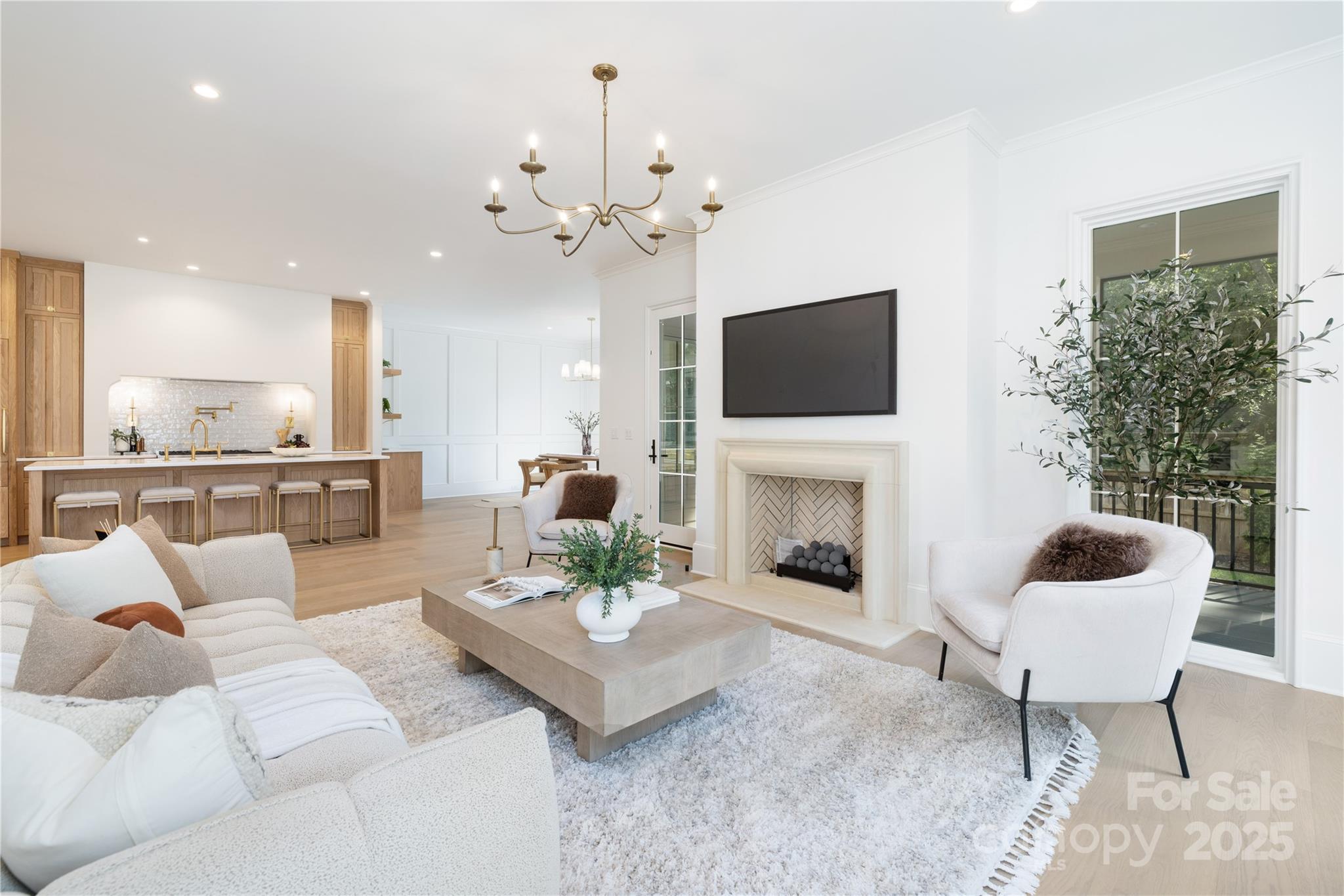 Elizabeth - Residential