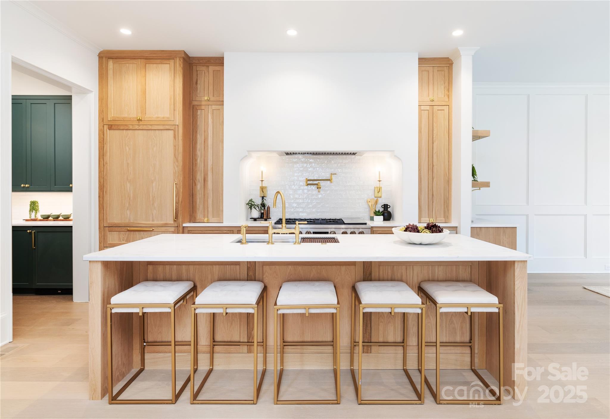 Elizabeth - Residential