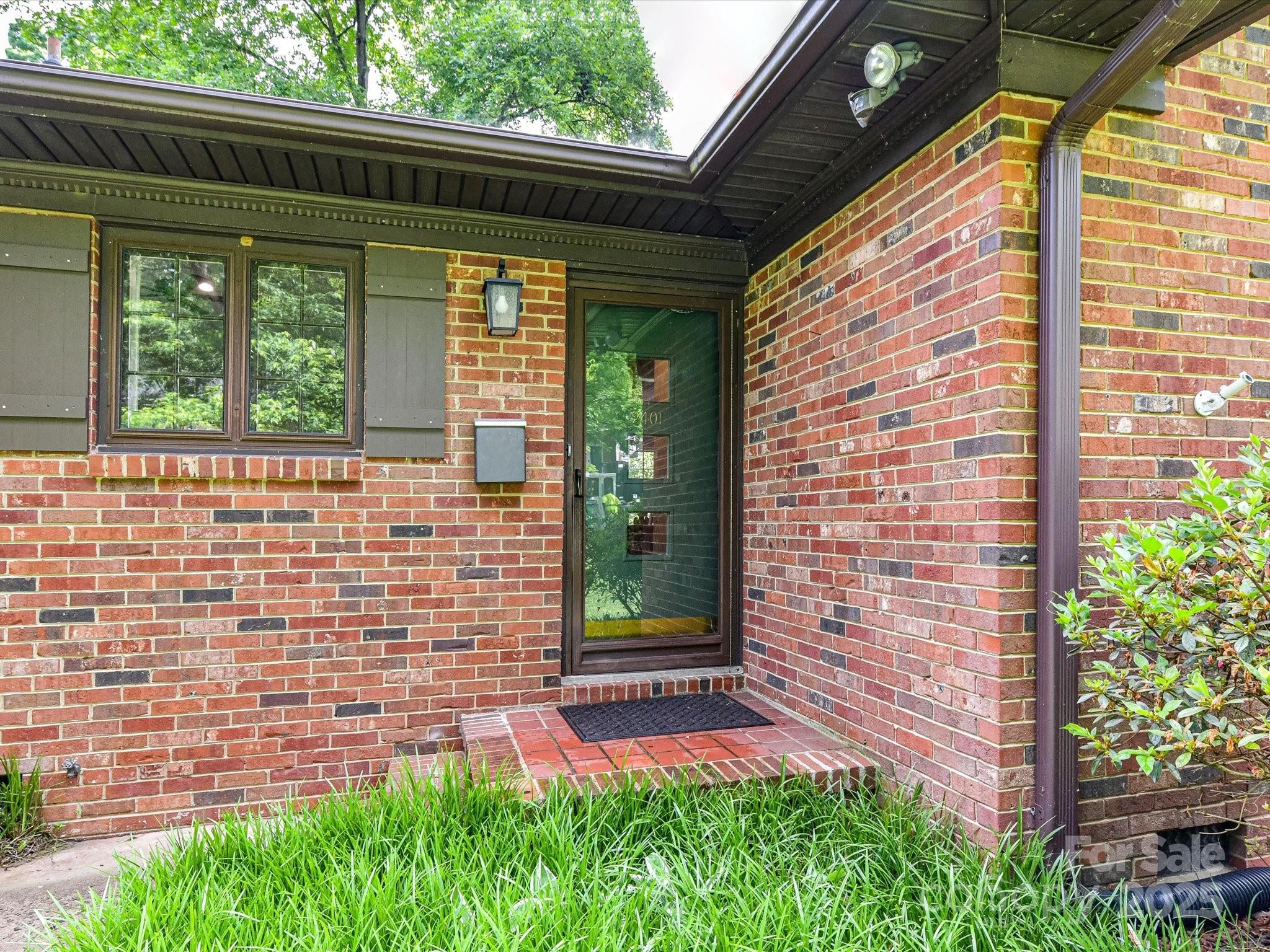 2401 Wensley Drive