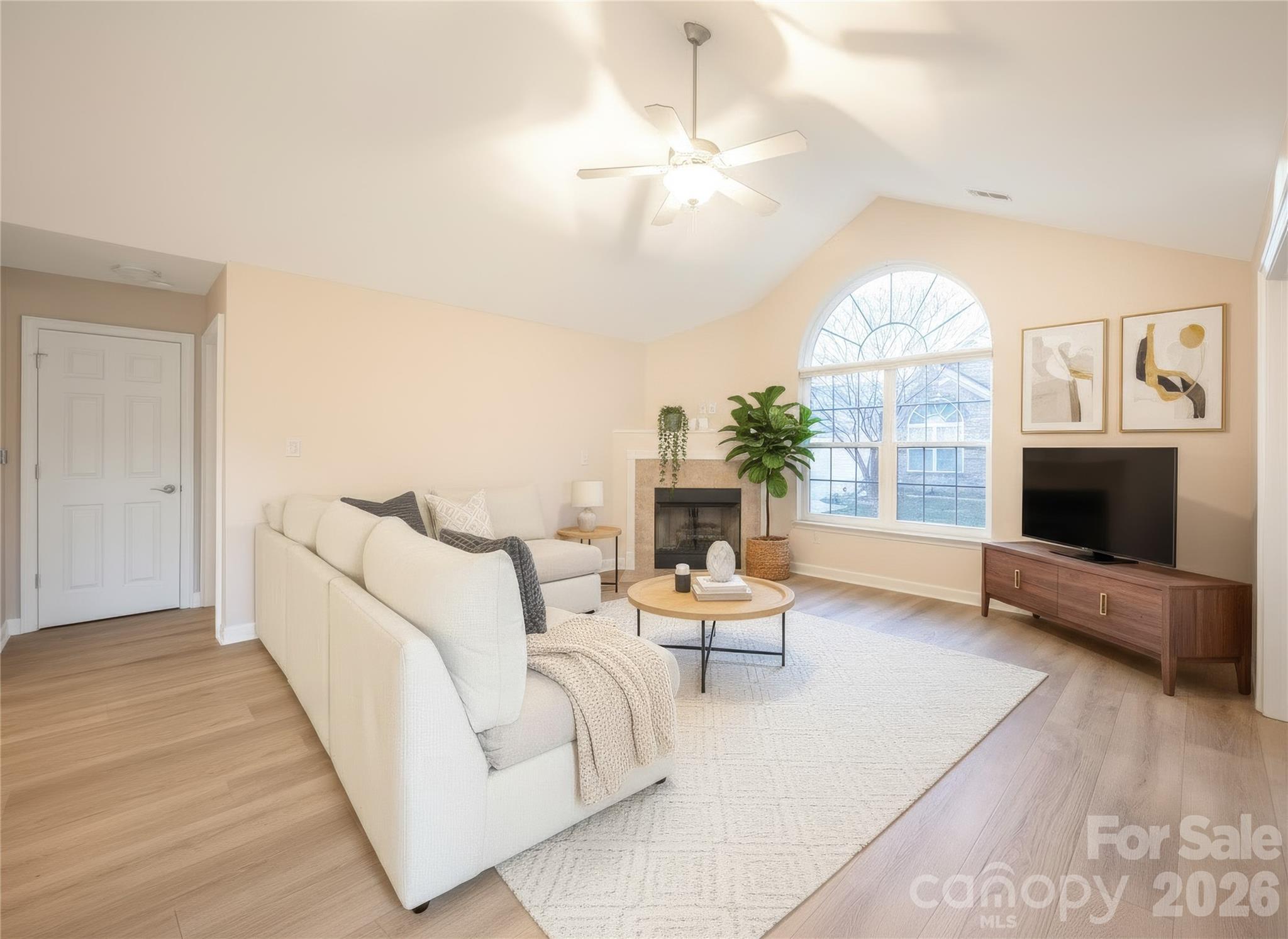 Ridge Road Villa - Residential