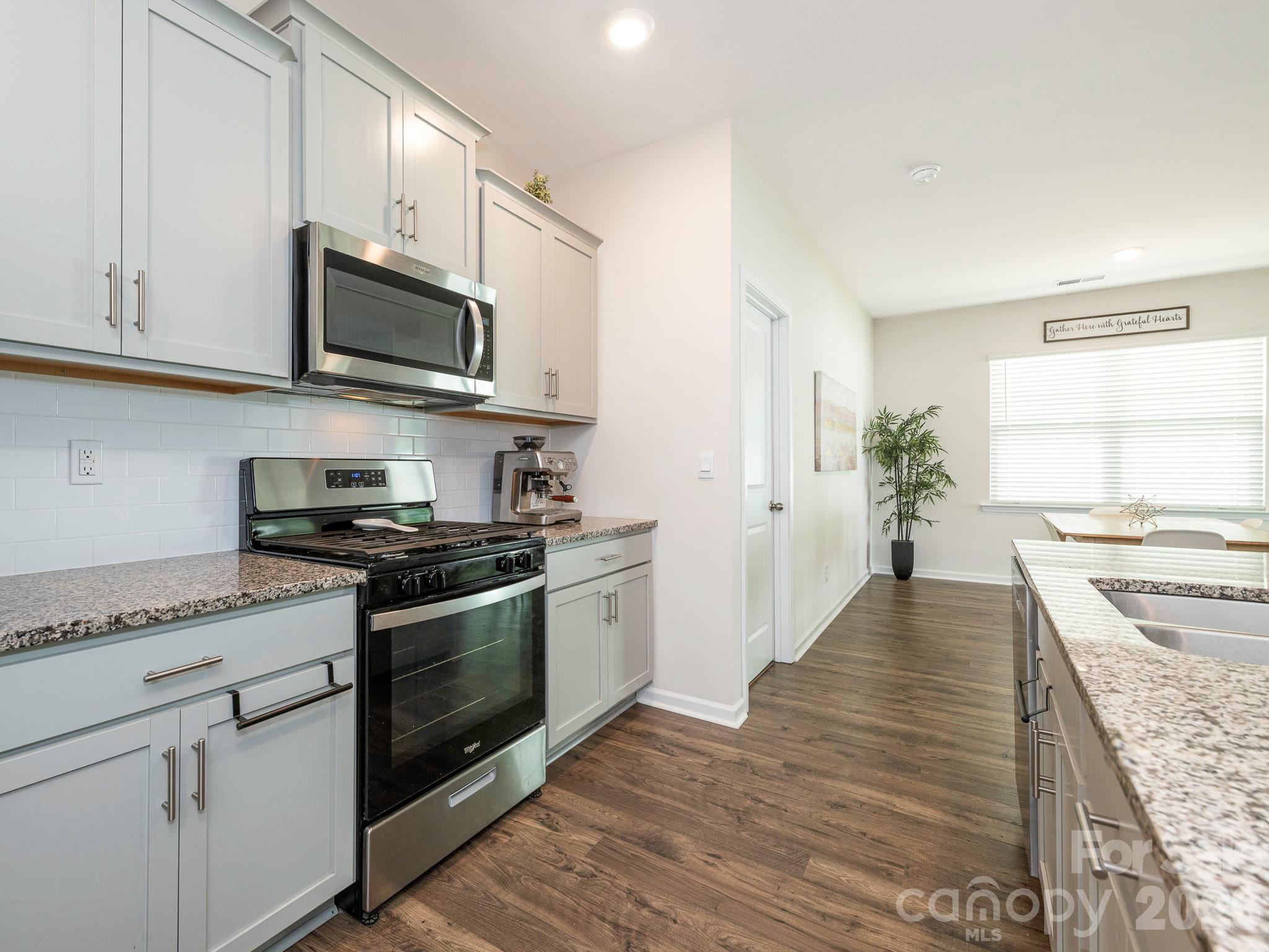 Azalea Ridge - Residential