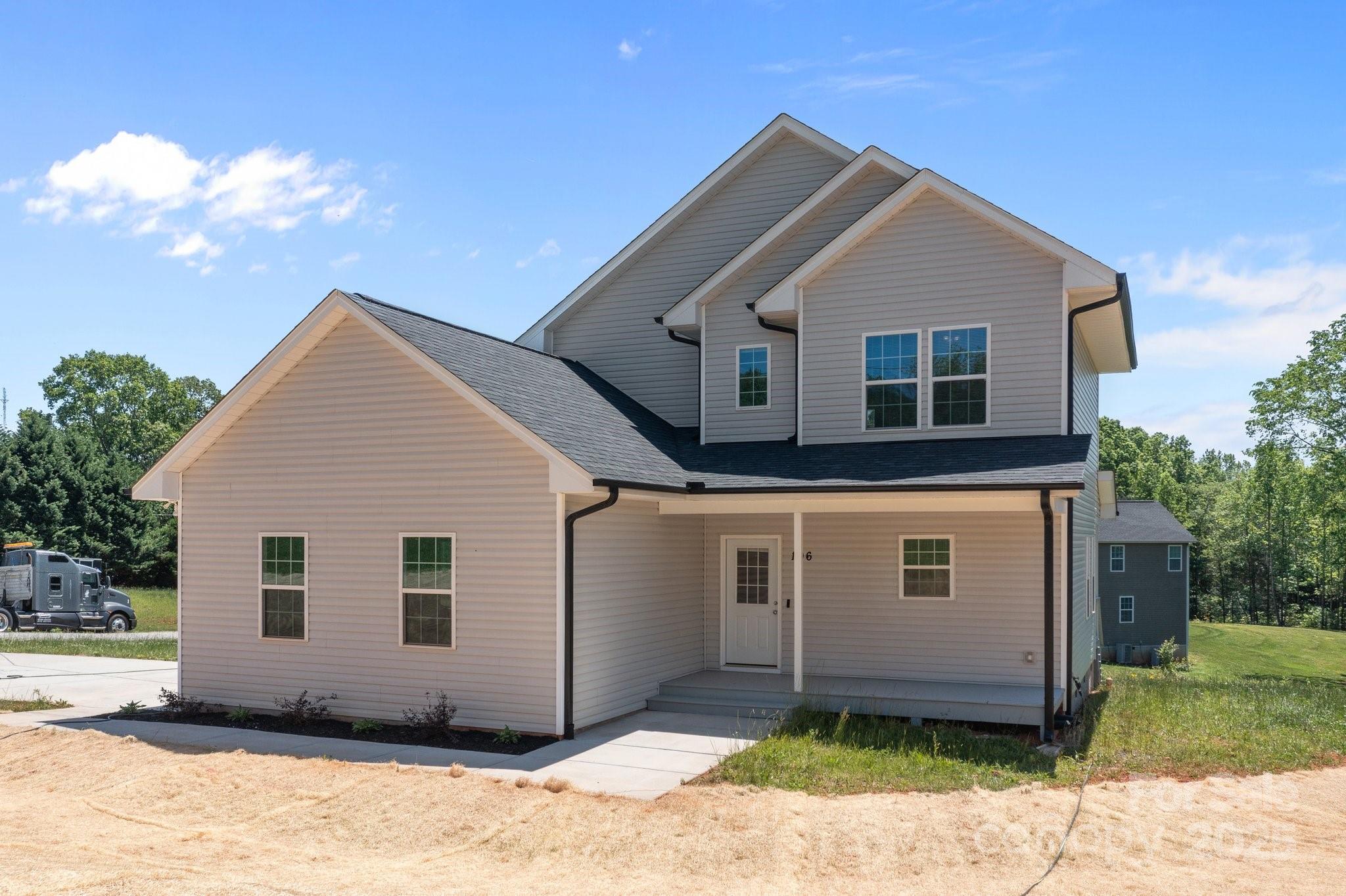 106 Desert Sky Court