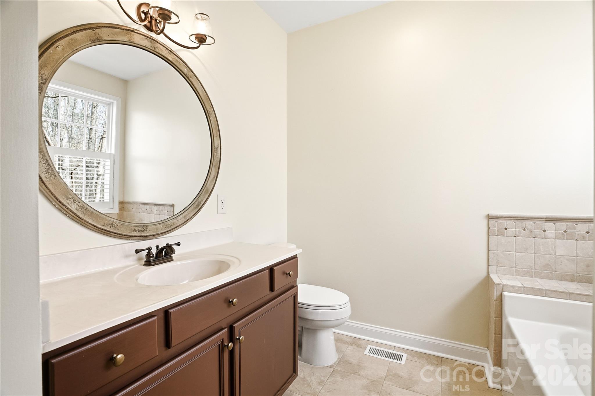 Creekside Village - Residential