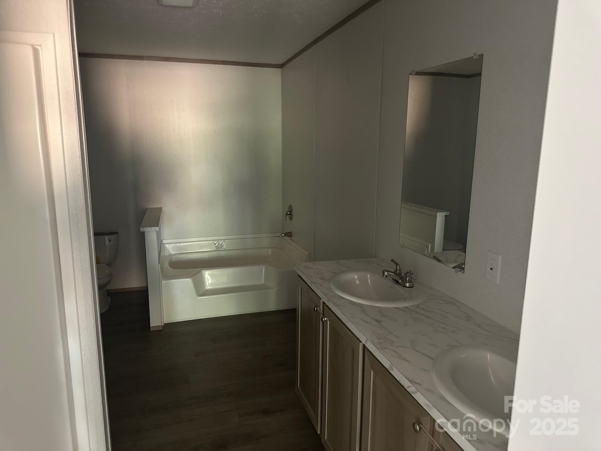 Windward Pointe - Residential