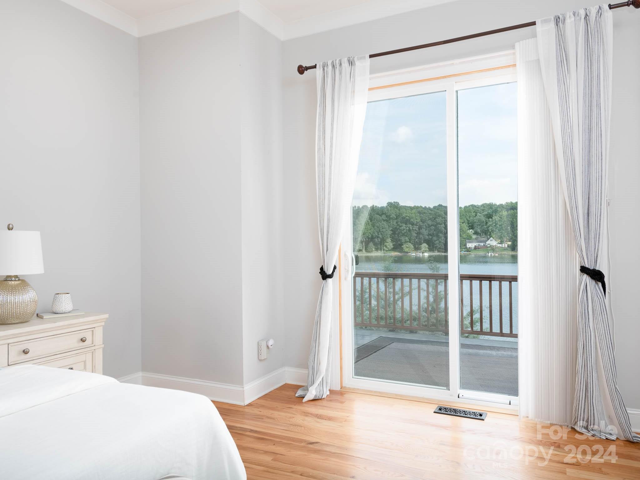 Sisters Cove - Residential