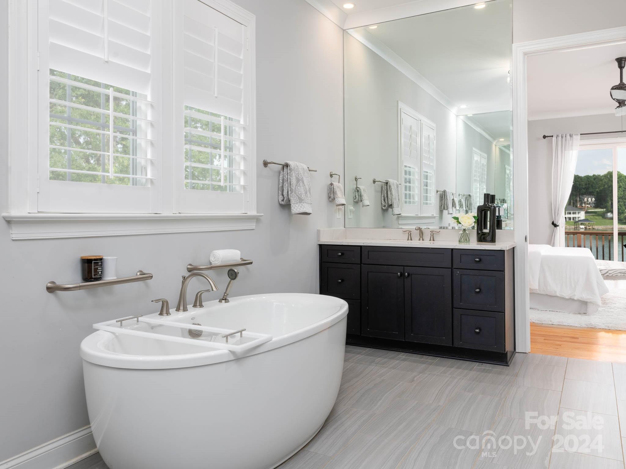 Sisters Cove - Residential