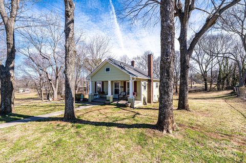 905 Orchard Street SW Valdese NC 28690